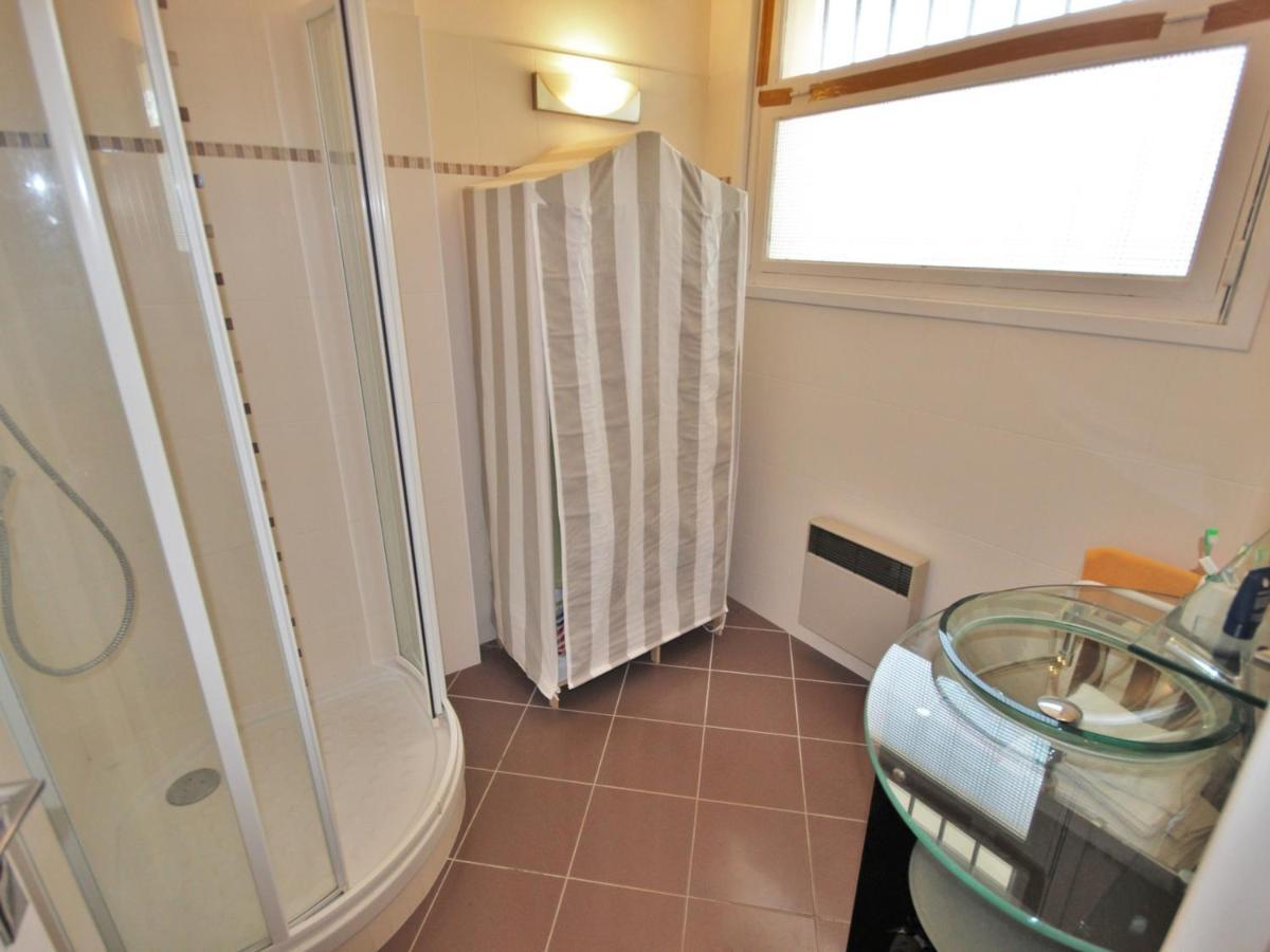 Studio Centre-Ville Royan : Plages Et Commerces A Pied, Balcon, Parking Gratuit - Fr-1-550-7 Eksteriør billede
