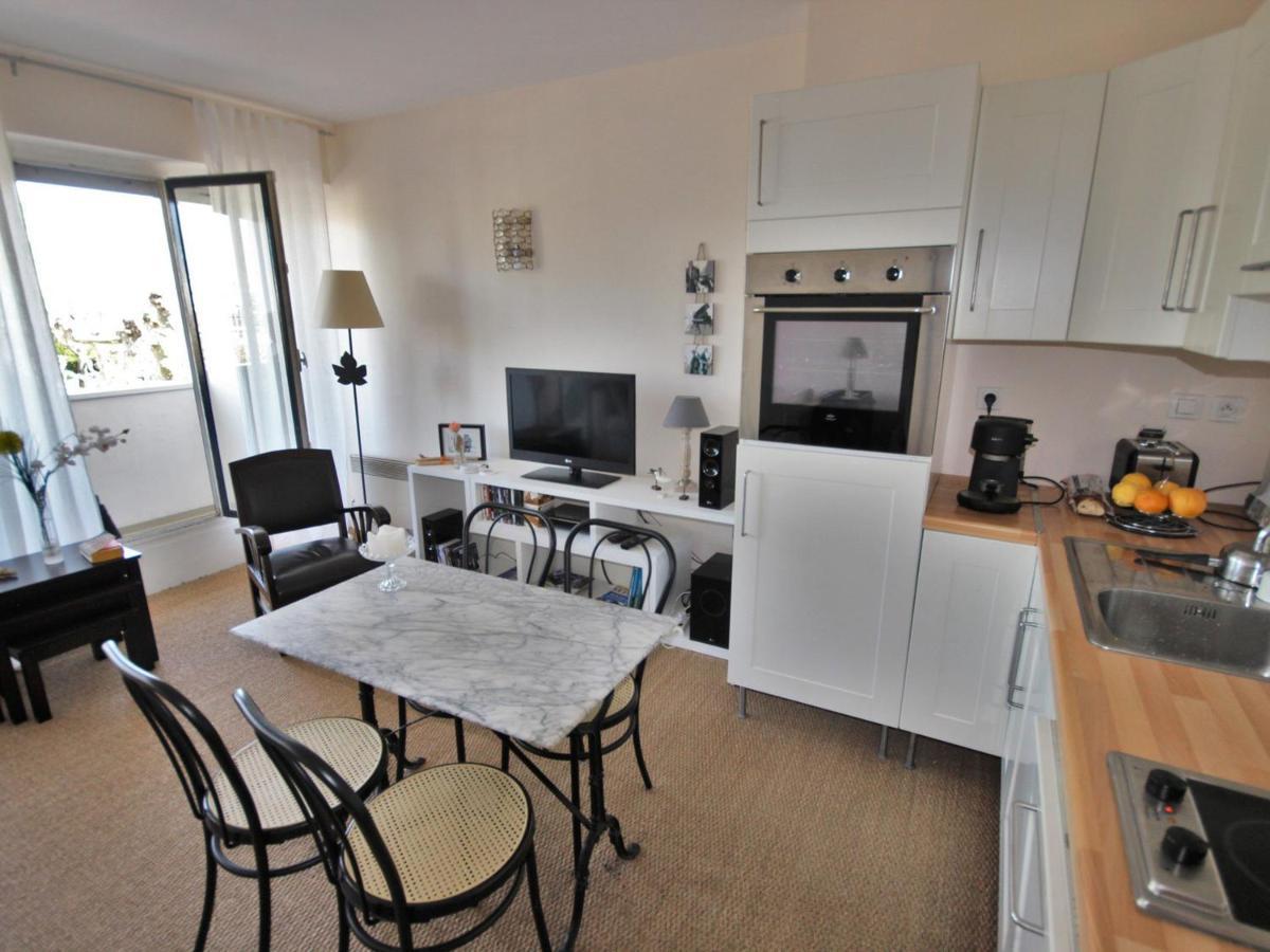 Studio Centre-Ville Royan : Plages Et Commerces A Pied, Balcon, Parking Gratuit - Fr-1-550-7 Eksteriør billede