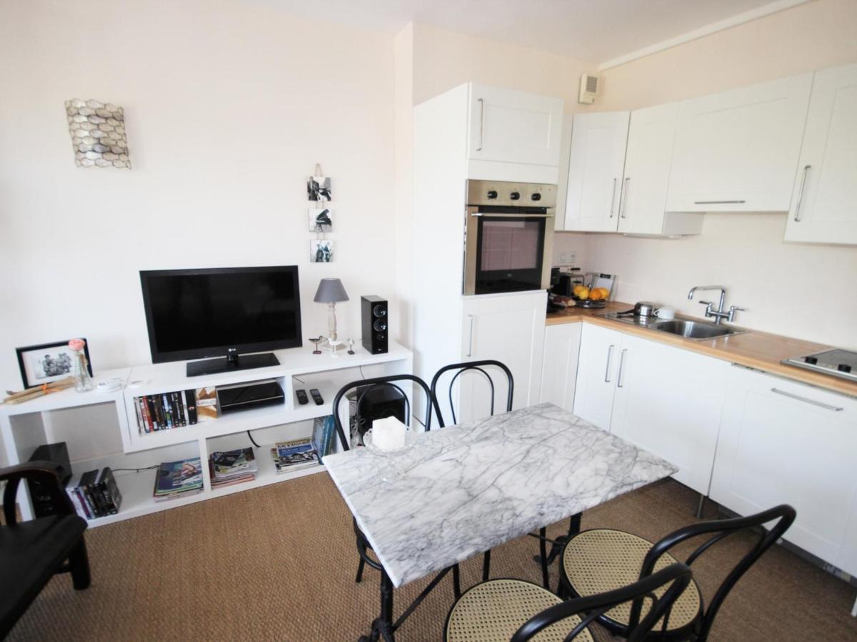 Studio Centre-Ville Royan : Plages Et Commerces A Pied, Balcon, Parking Gratuit - Fr-1-550-7 Eksteriør billede